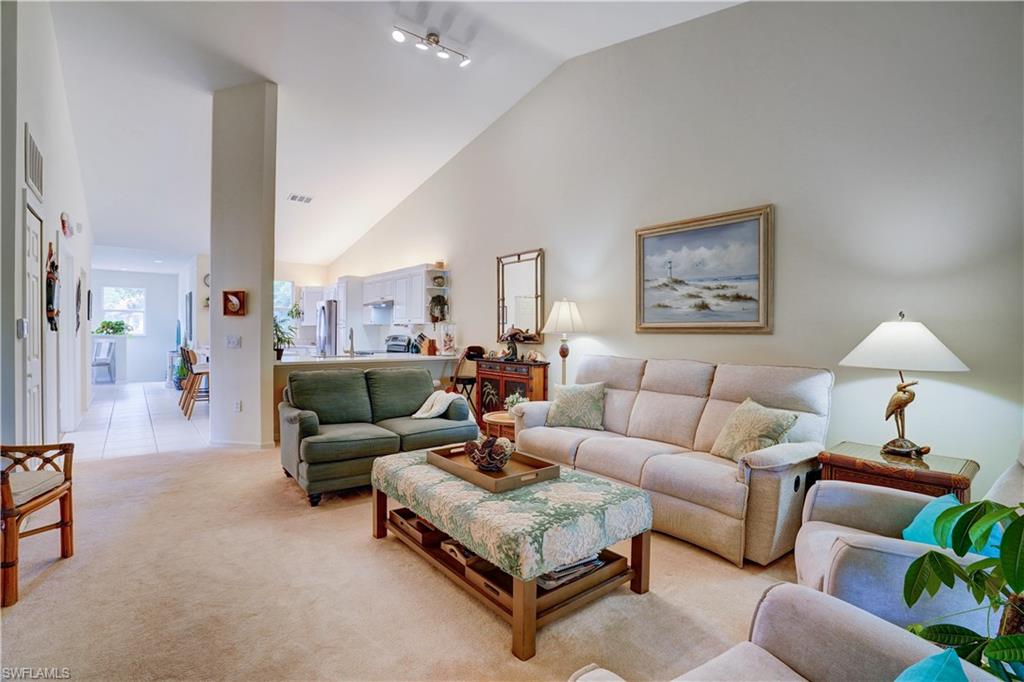 509 Robin Hood Cir 202 Property Photo 10