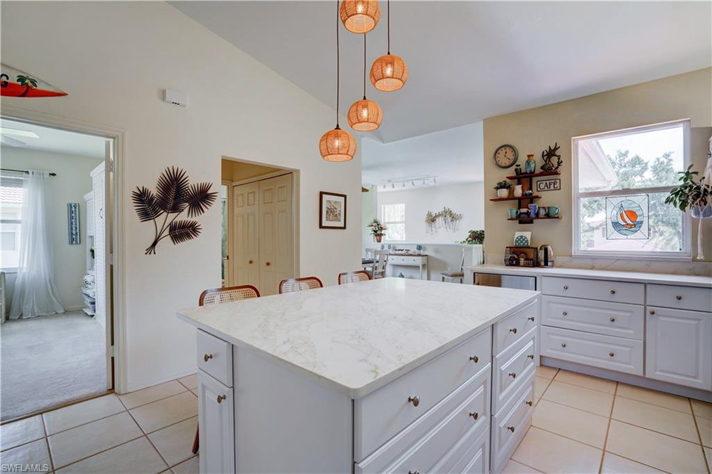 509 Robin Hood Cir 202 Property Photo 15