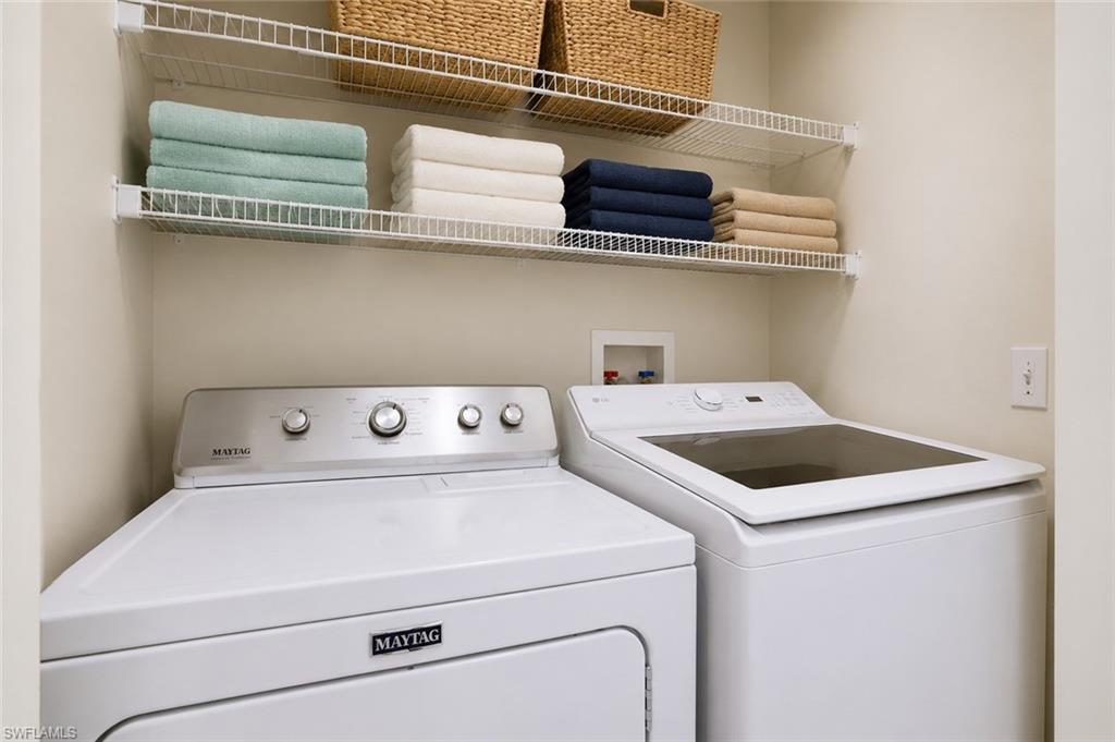 509 Robin Hood Cir 202 Property Photo 23