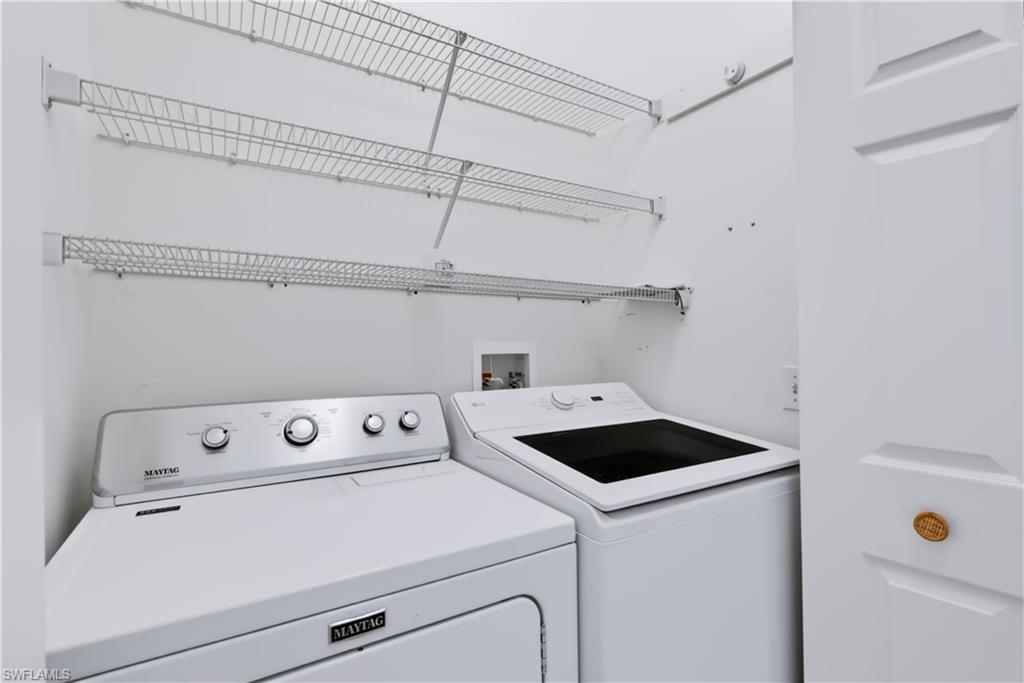 509 Robin Hood Cir 202 Property Photo 25