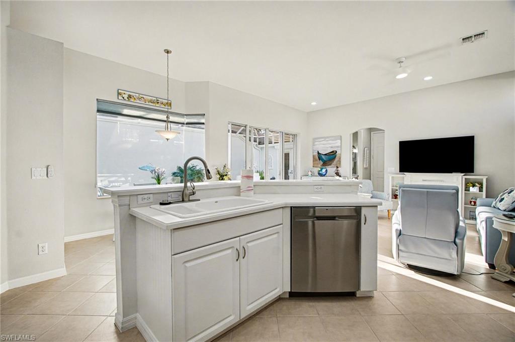 3421 Marbella Ct Property Photo 9