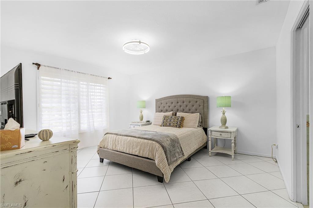 760 Wiggins Lake Dr 206 Property Photo 25