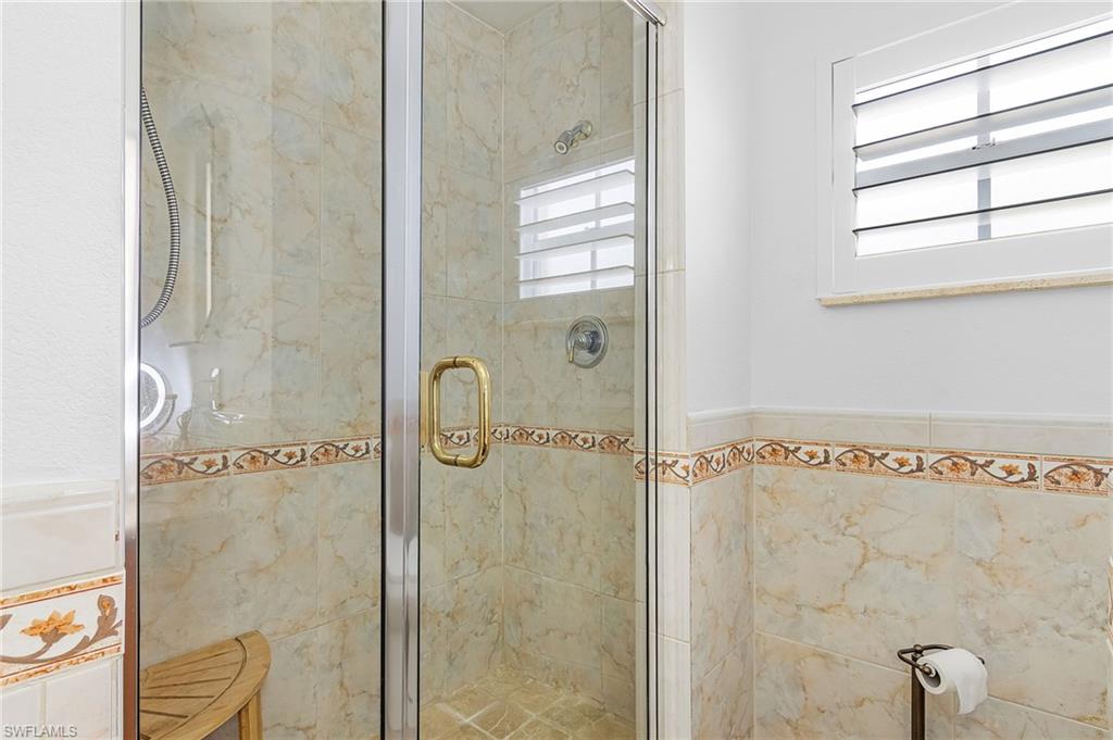 760 Wiggins Lake Dr 206 Property Photo 29