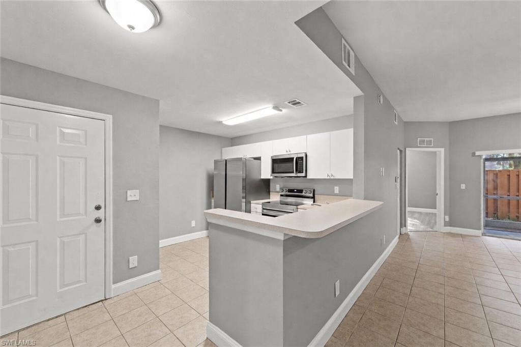 4109 Bellasol Cir 1114 Property Photo 9