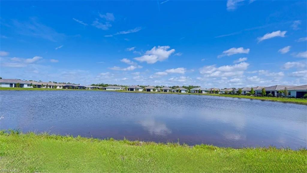 226020221 Property Photo 27