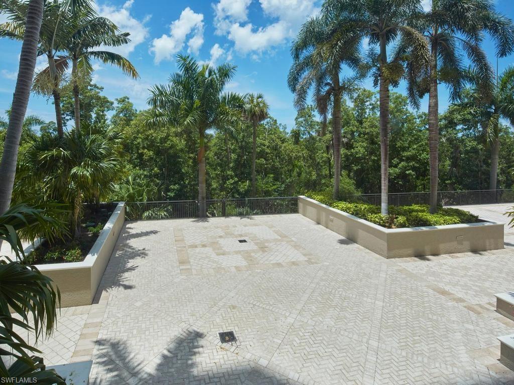 7225 Pelican Bay Blvd 203 Property Photo 19