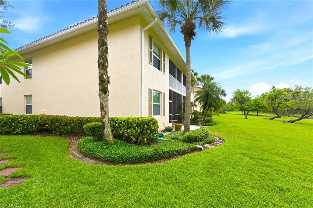357 Robin Hood Cir 202 Property Photo 22