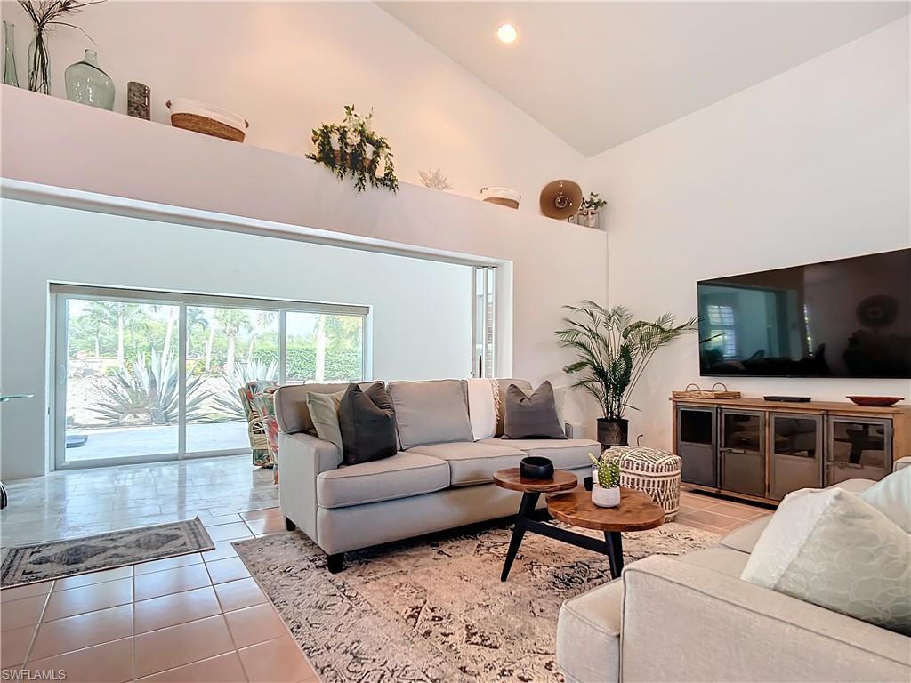 8452 Indian Wells Way Property Photo 8