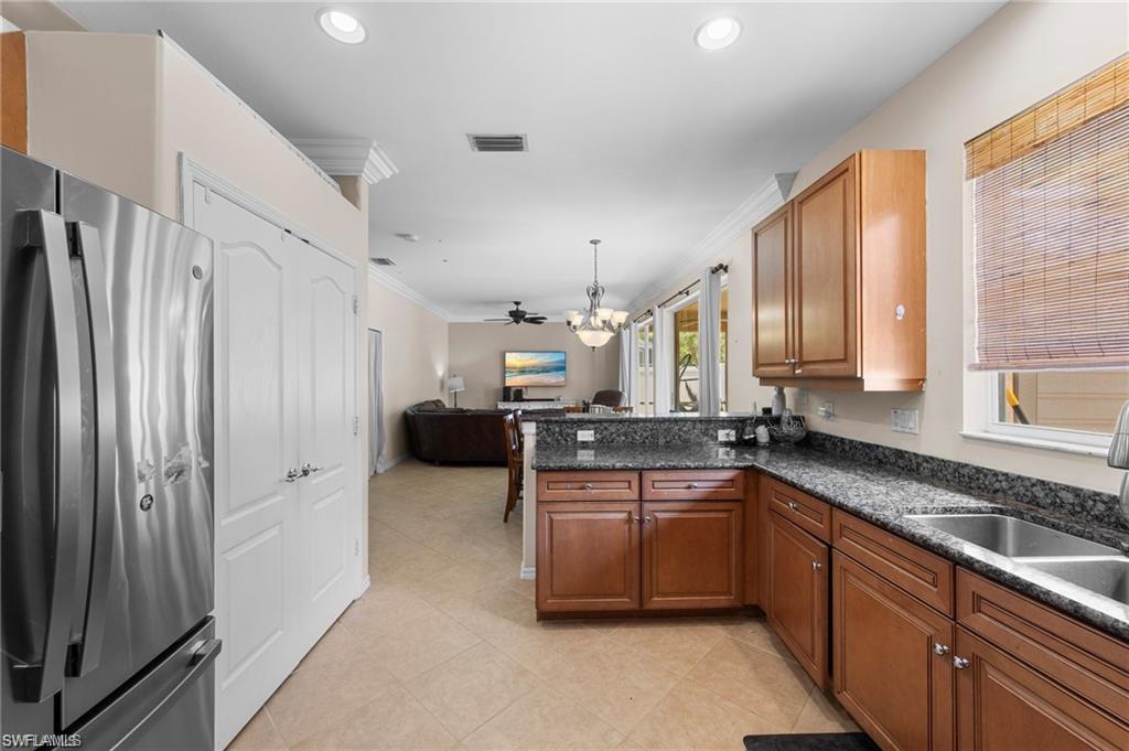 8364 Laurel Lakes Blvd Property Photo 15