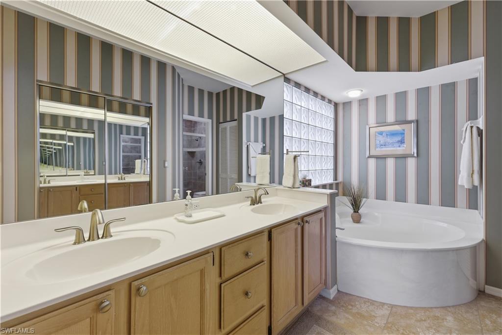 27038 Oakwood Lake Dr Property Photo 26