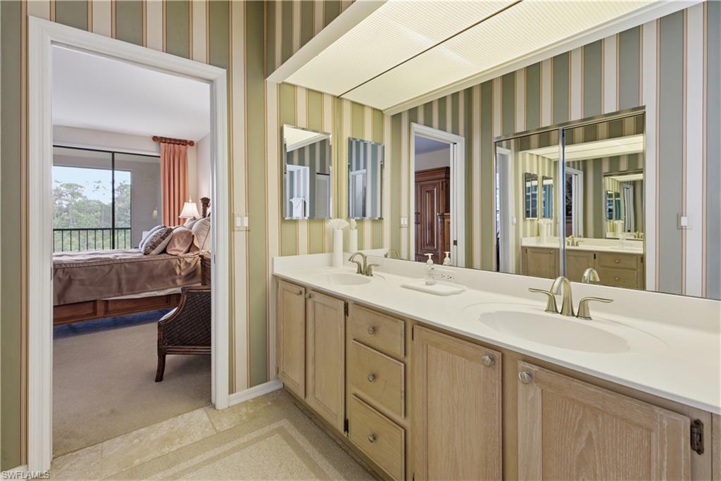 27038 Oakwood Lake Dr Property Photo 27