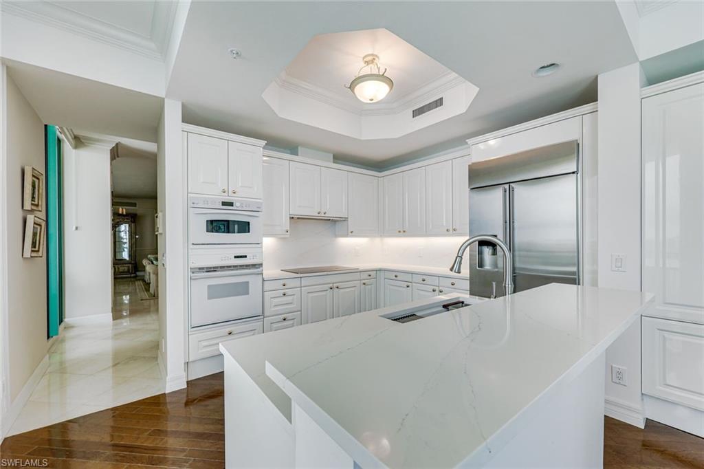 960 Cape Marco Dr 1702 Property Photo 12