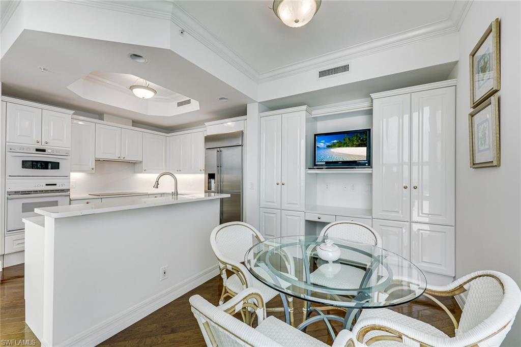 960 Cape Marco Dr 1702 Property Photo 17