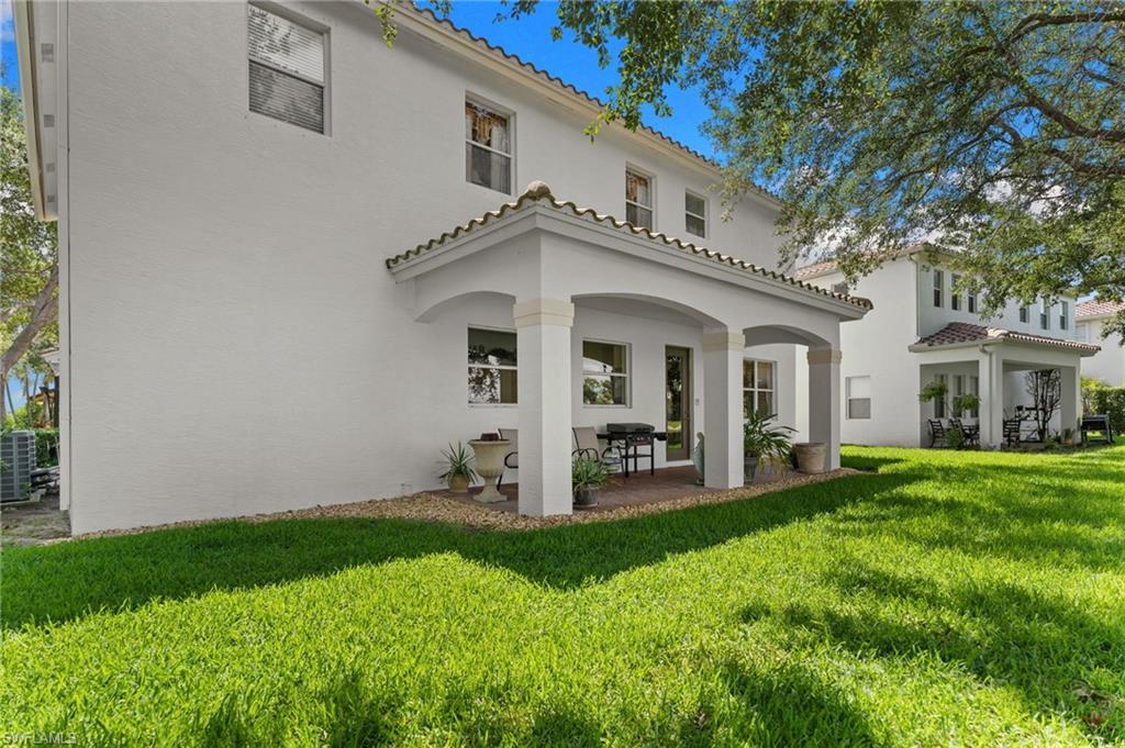 2075 Par Dr Property Photo 5