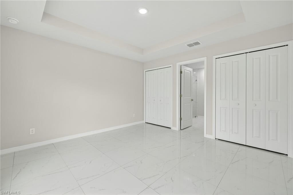 569 Aspen Ave S Property Photo 6