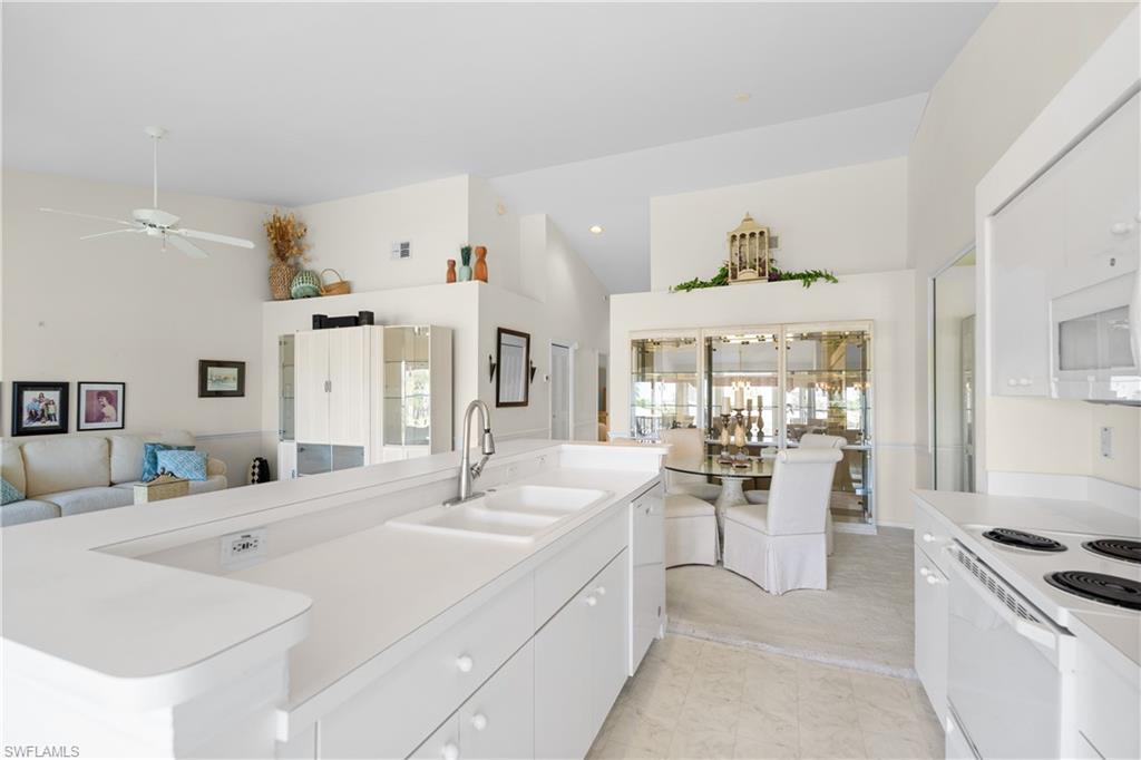 20640 Country Creek Dr 1027 Property Photo 15