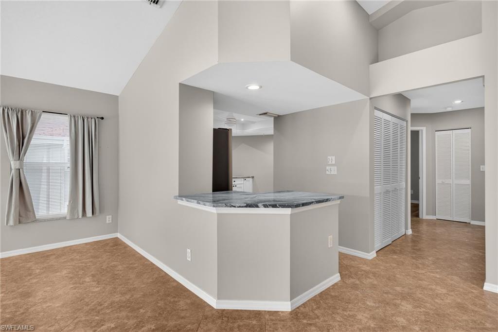 9836 Luna Cir F-204 Property Photo 18