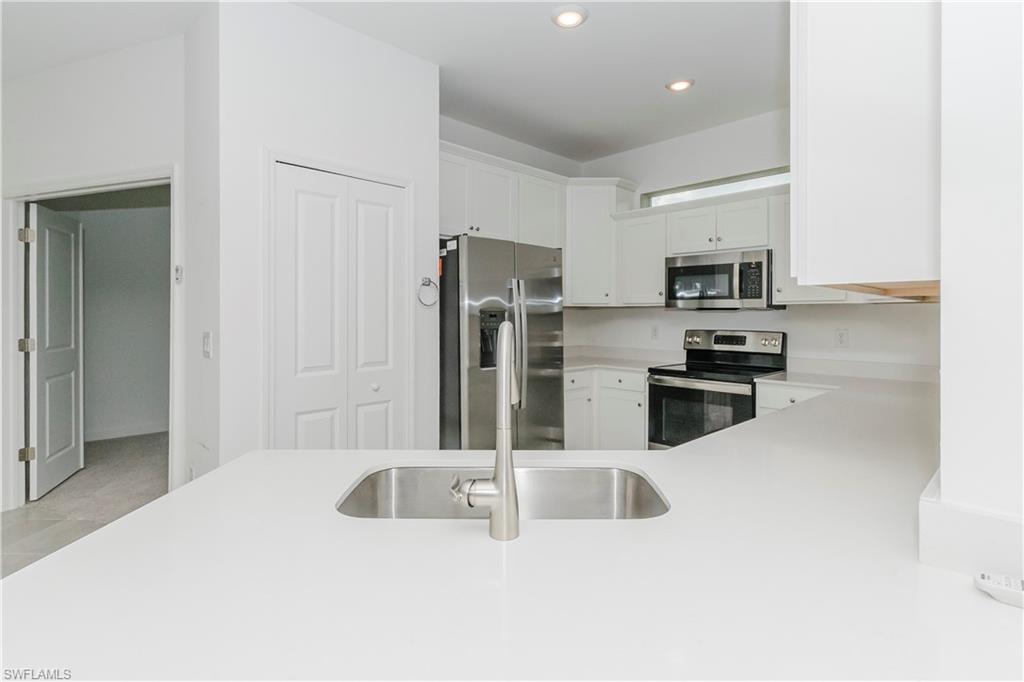 9099 Leatherwood Loop Property Photo 4