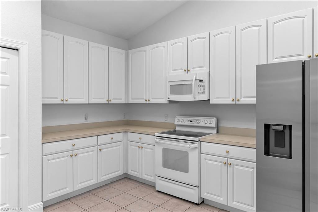 8417 Bent Creek Way Property Photo 6