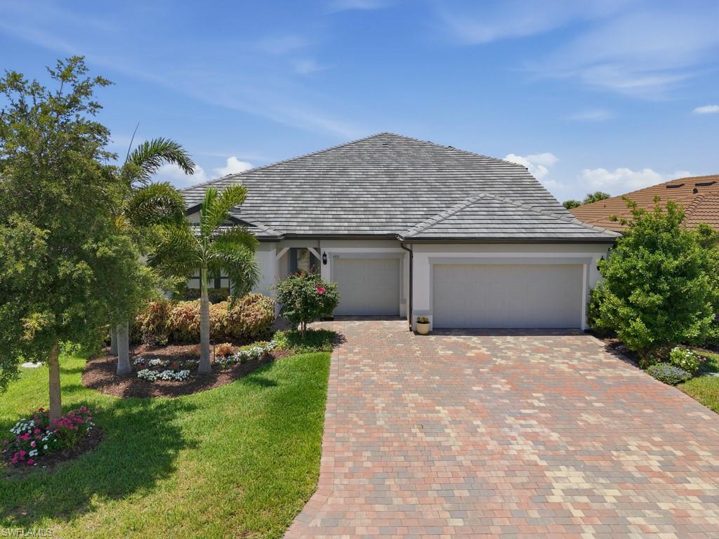 4010 Hampton Cir Property Photo 2