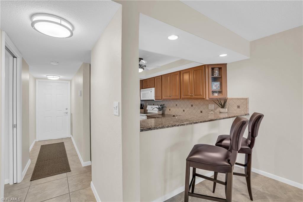 25900 Hickory Blvd 803 Property Photo 16