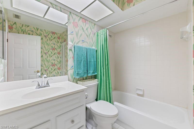 815 Gulf Pavilion Dr 201 Property Photo 16