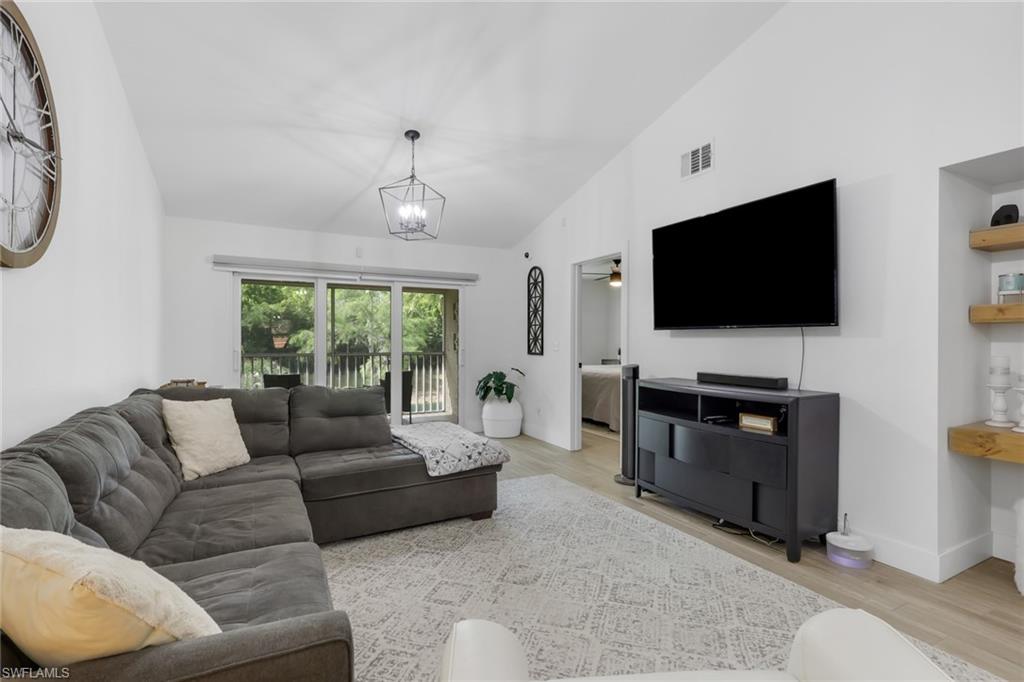 241 Robin Hood CIR 202 Property Photo 1