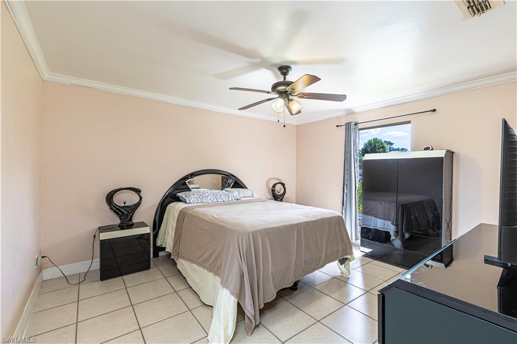 3875 Everglades Blvd N Property Photo 10