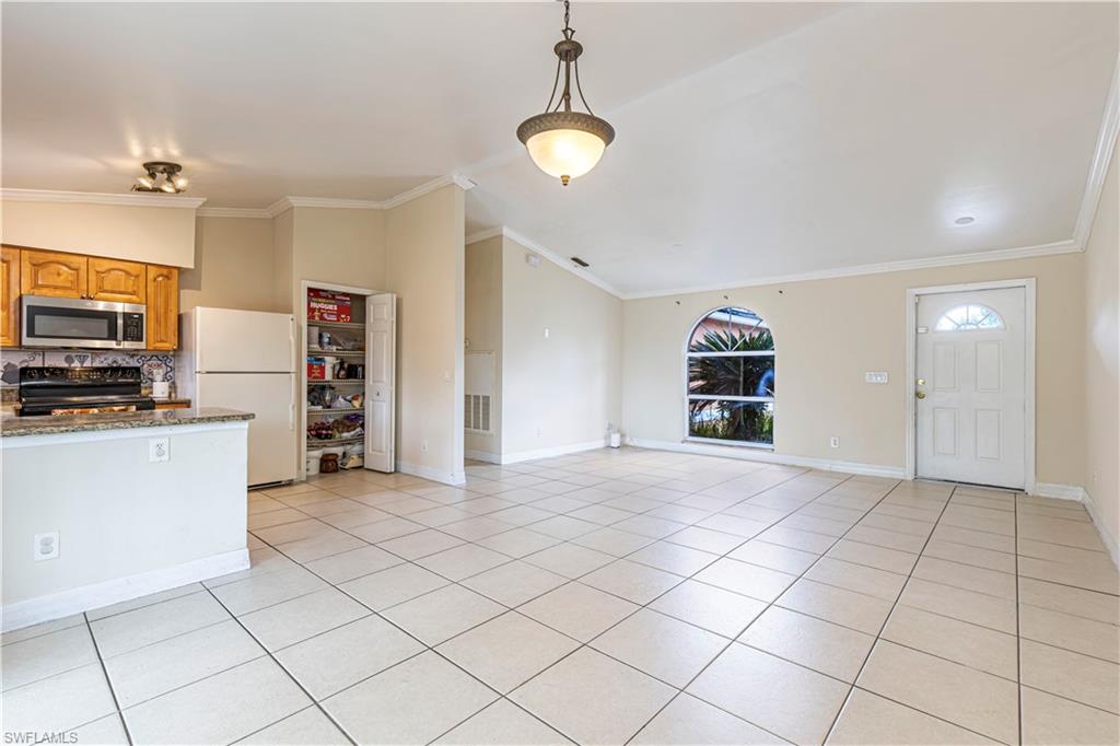 3875 Everglades Blvd N Property Photo 18