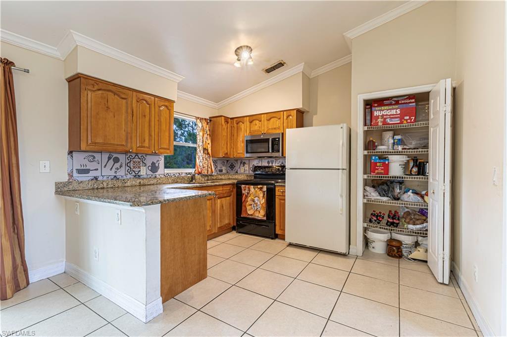 3875 Everglades Blvd N Property Photo 19