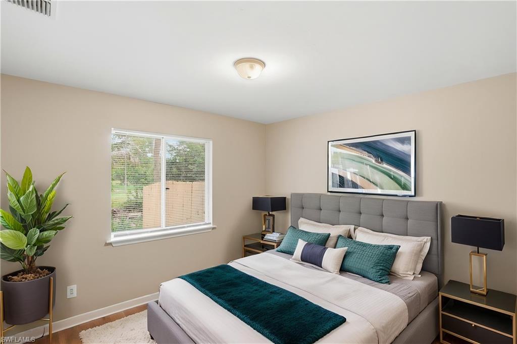 26311 Coventry Ln Property Photo 8