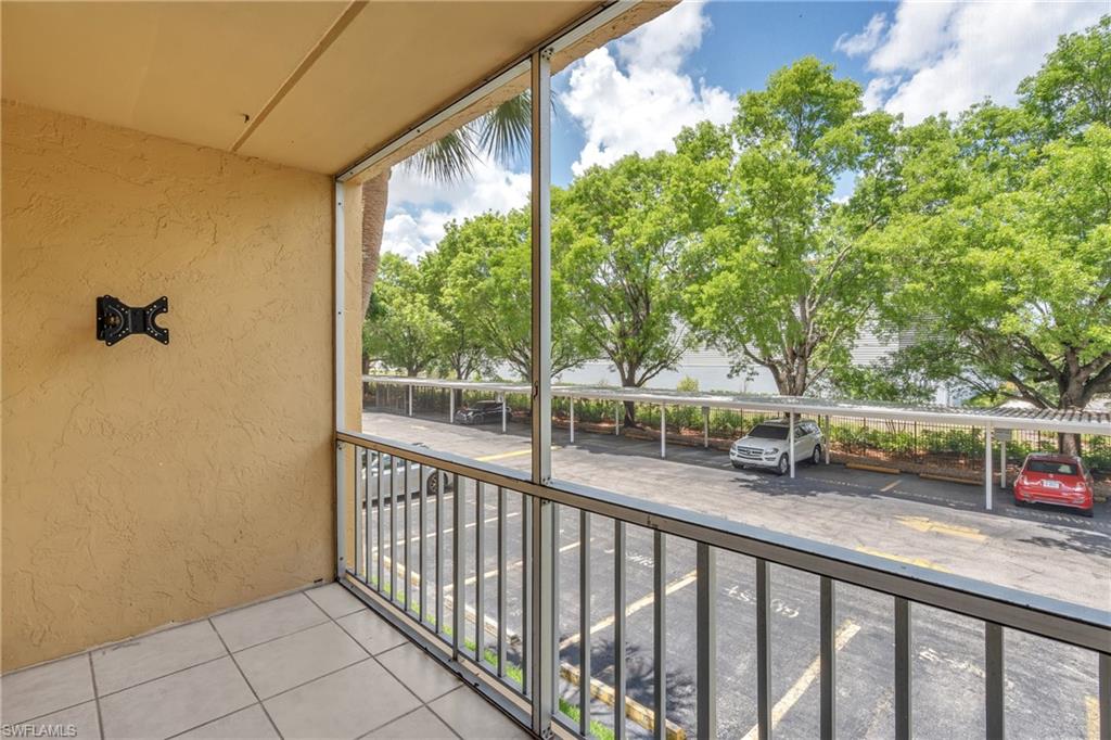 2366 E Mall Dr 212 Property Photo 15