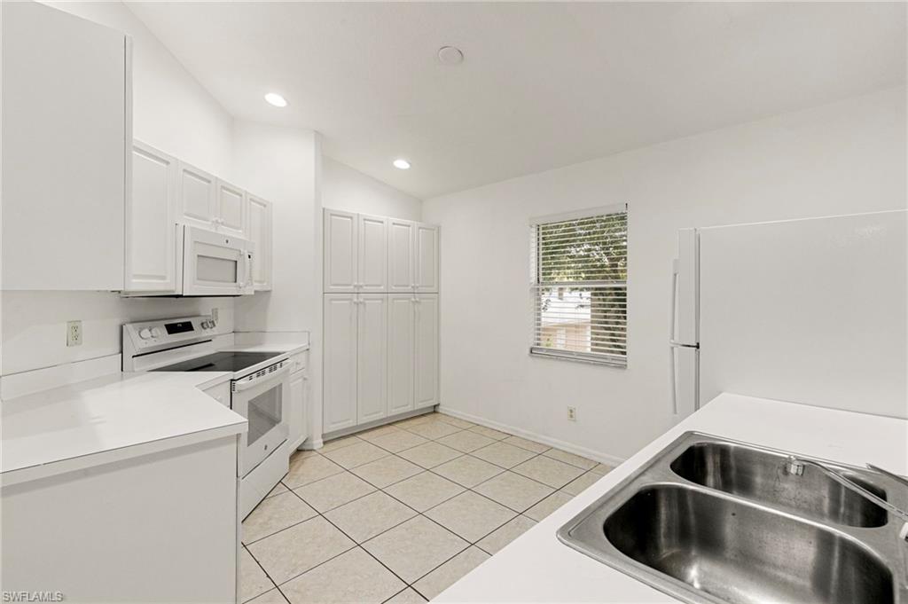 12340 Notting Hill Ln 23 Property Photo 9