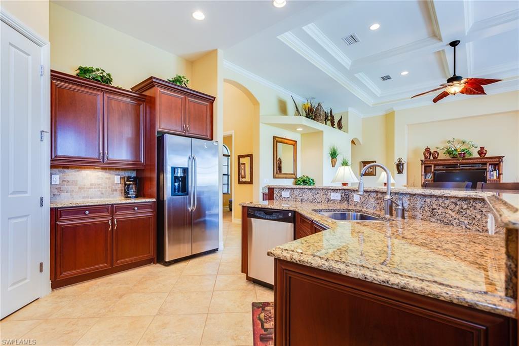 7747 Cottesmore Dr Property Photo 12