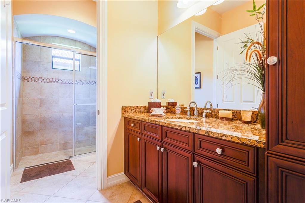 7747 Cottesmore Dr Property Photo 23