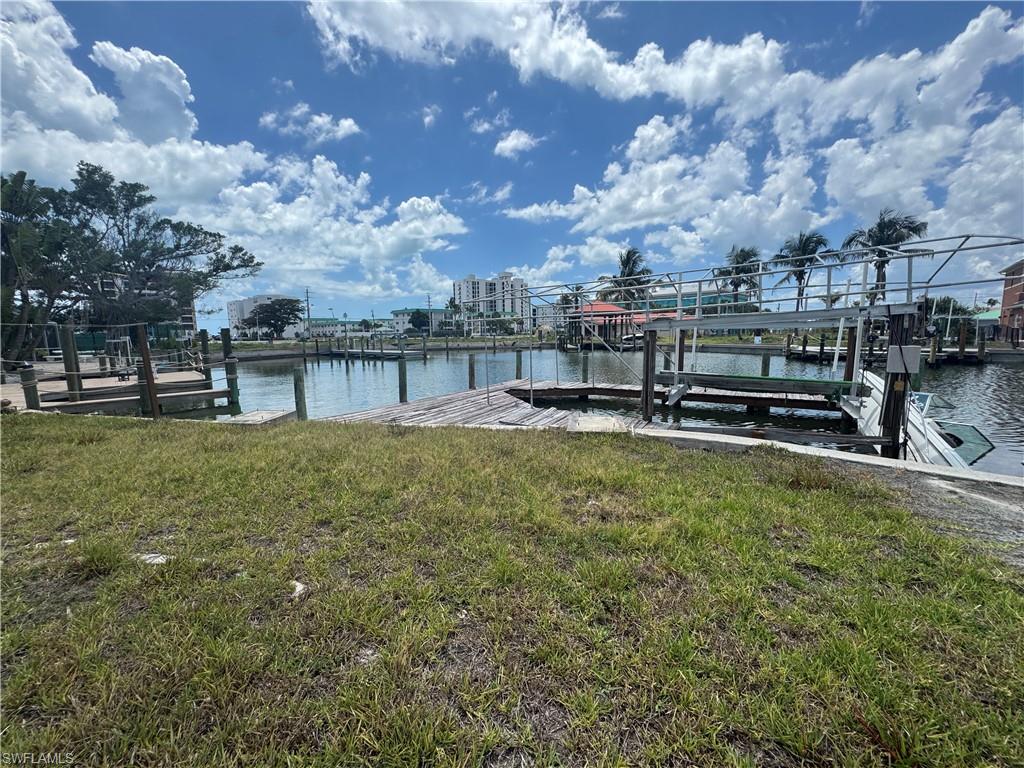 139 Ibis St Property Photo 13