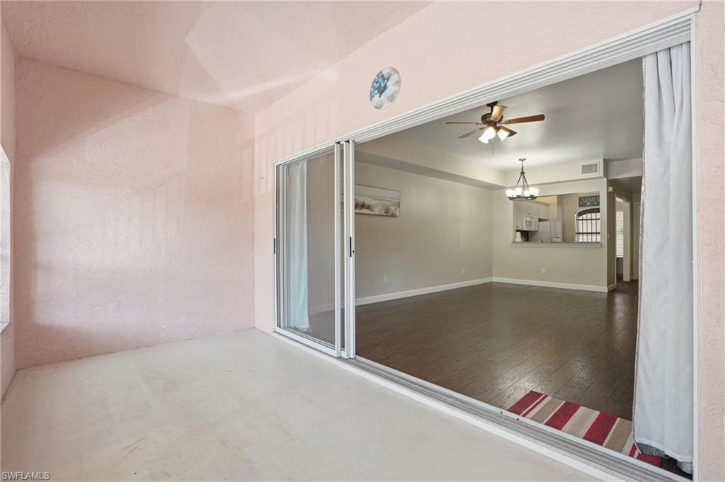 1096 Woodshire Ln C202 Property Photo 18