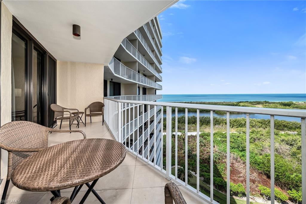 440 Seaview Ct 1201 Property Photo 3