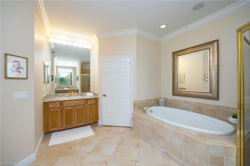 12199 Toscana Way 102 Property Photo 12