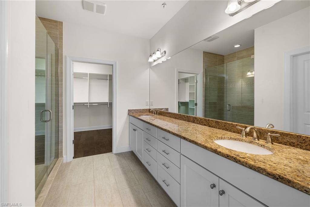 15209 Butler Lake Dr 201 Property Photo 17