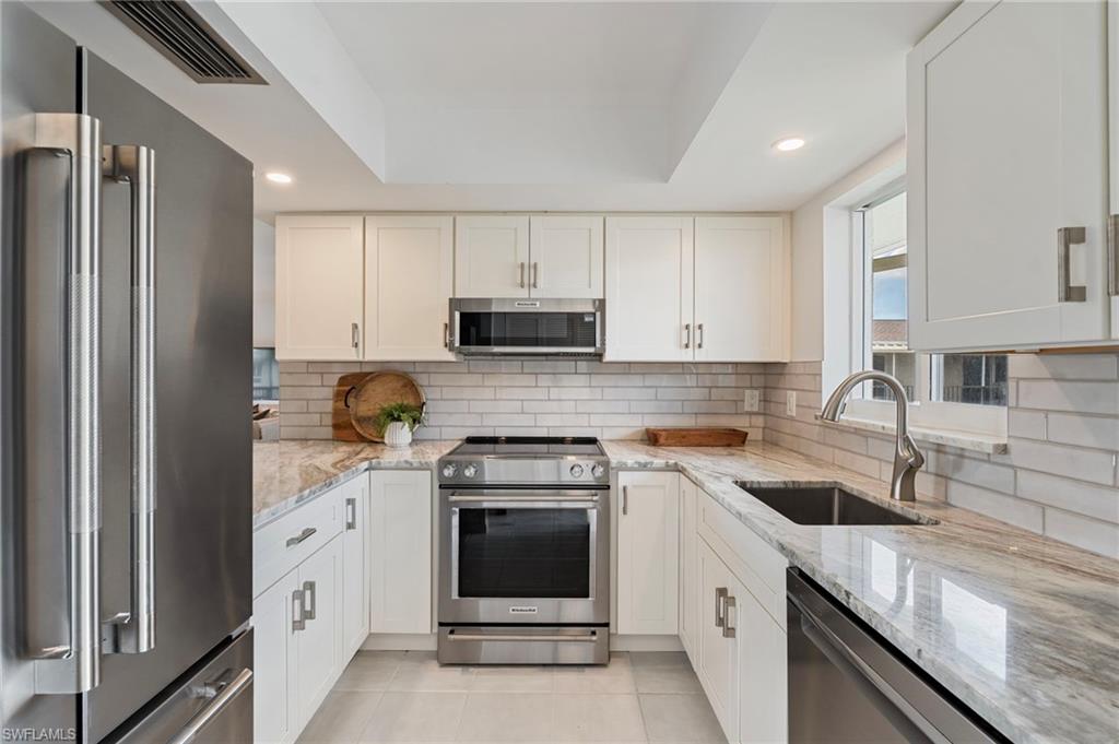 185 Palm Dr 18l Property Photo 19