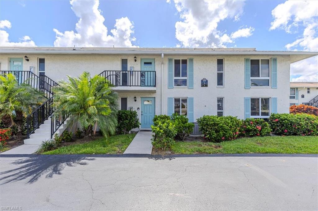 215 Palm DR 215-1 Property Photo 1