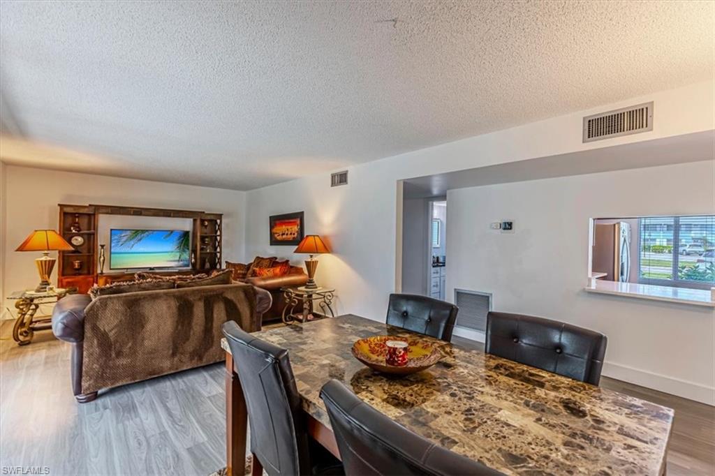 215 Palm Dr 215-1 Property Photo 5