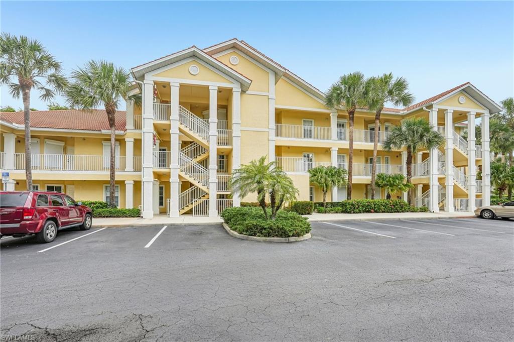 9185 Celeste Dr 1-103 Property Photo 2