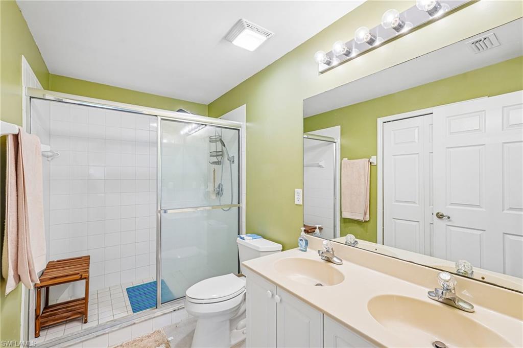 9185 Celeste Dr 1-103 Property Photo 22