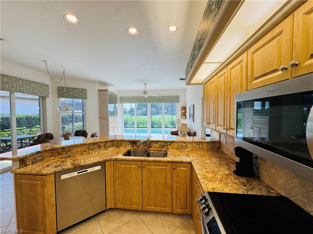 13021 Southampton Dr Property Photo 11