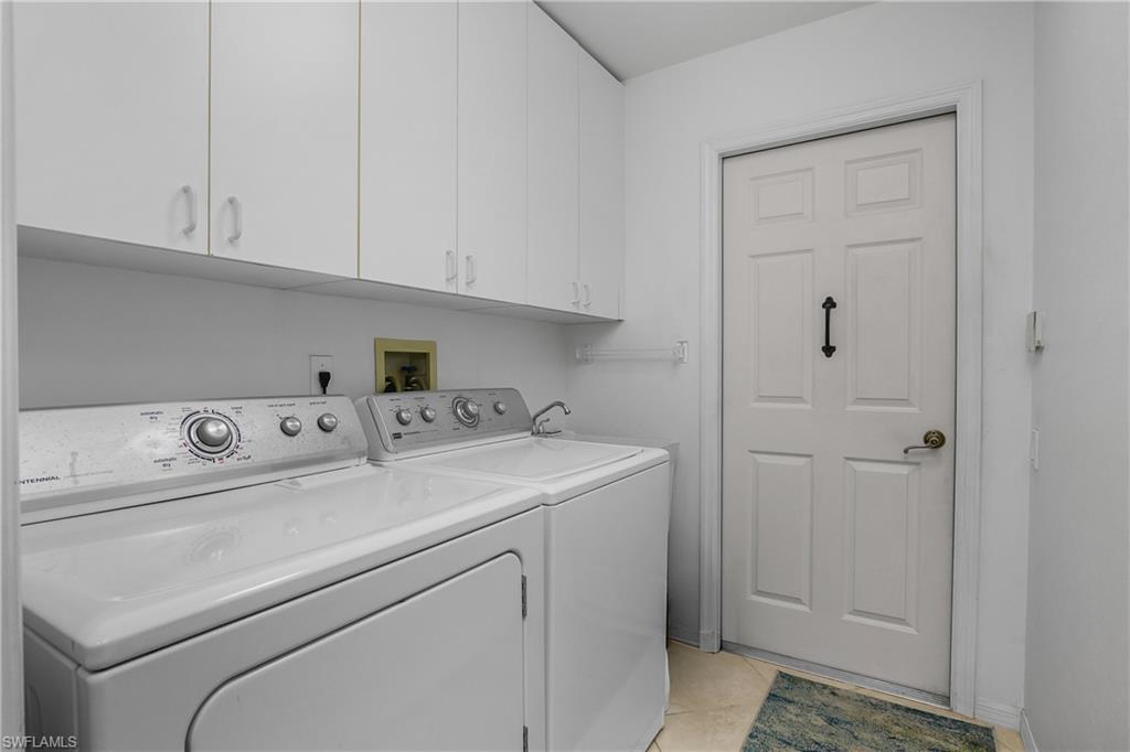 13021 Southampton Dr Property Photo 29