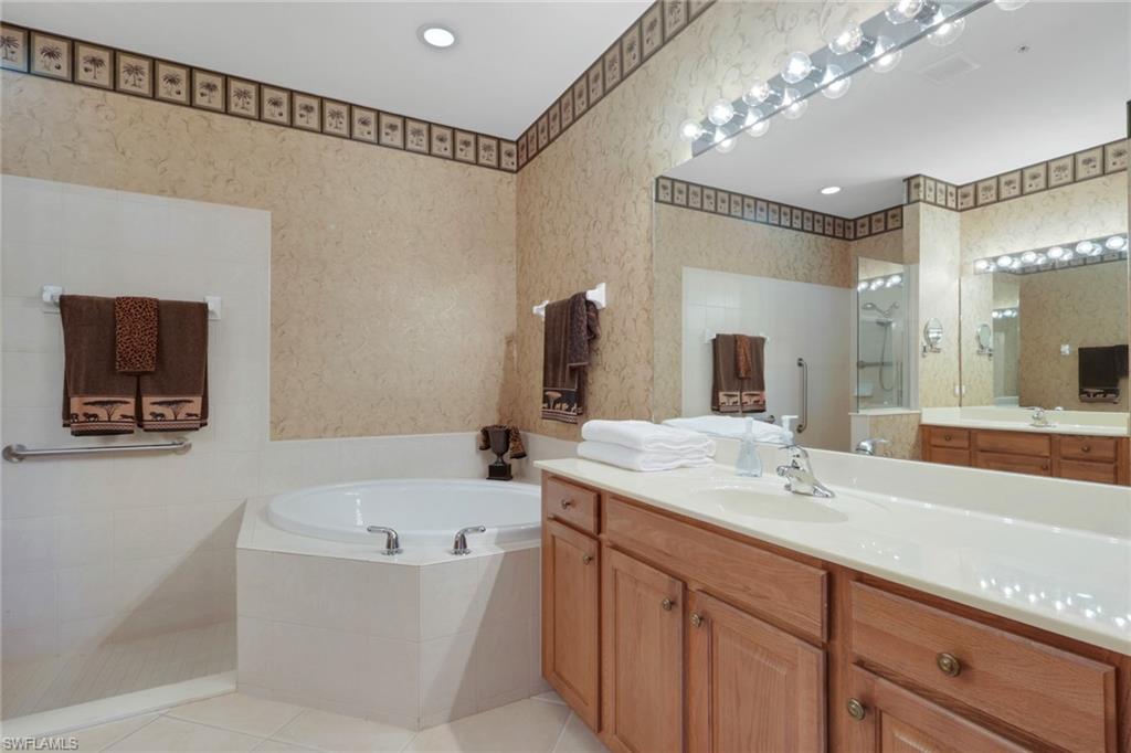4660 Winged Foot Ct 102 Property Photo 23