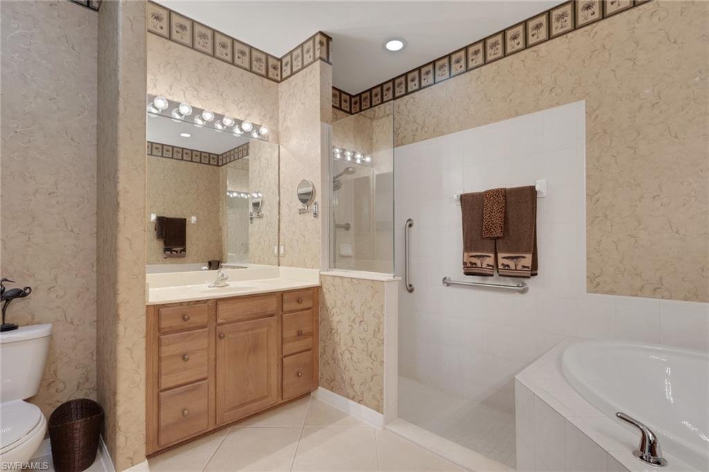 4660 Winged Foot Ct 102 Property Photo 24