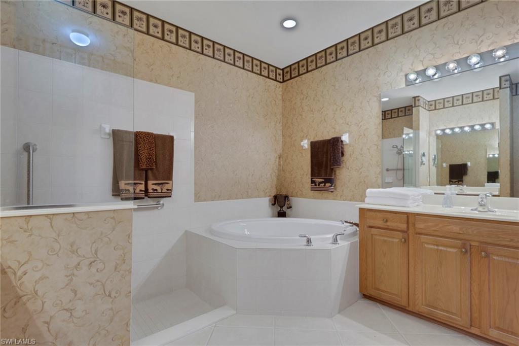 4660 Winged Foot Ct 102 Property Photo 25